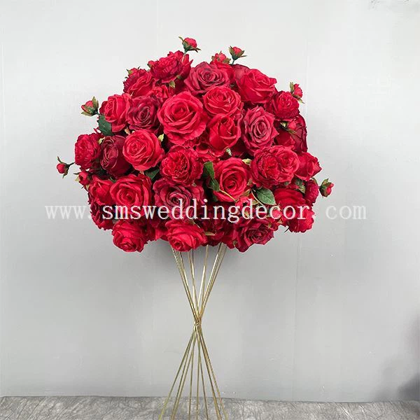 red wedding flowers centerpieces