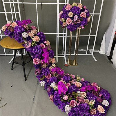 Gėlių stalo kompozicijos Vestuvės