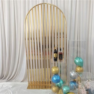 Vestuvių arka auksinė