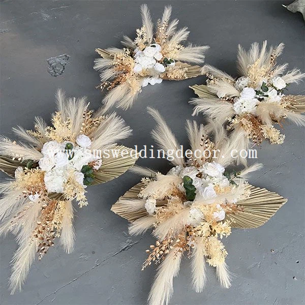 floral arrangement for backdrop