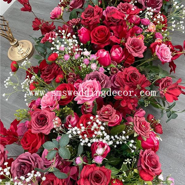 floral runner for wedding